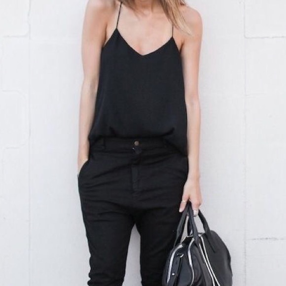 SHELLY✖️ flowy Black tank top x strappy back - Picture 4 of 6
